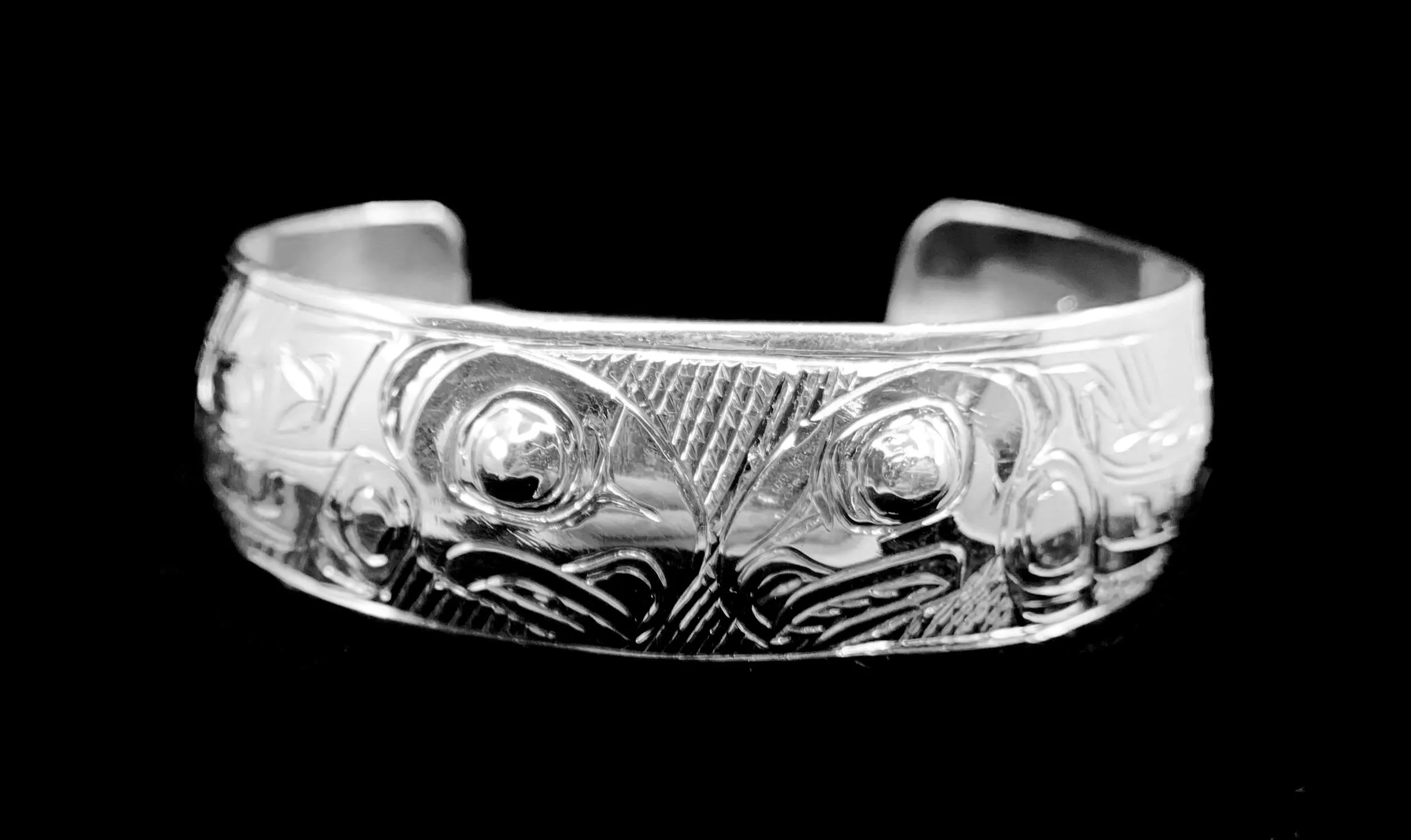 Alaska Native Hand-Carved 3/4" Silver Bracelet  Formline Design by Tlingit Artist Gene Chilton