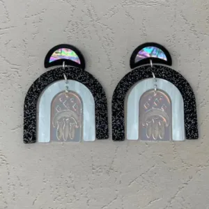 Copper Canoe Woman Earrings Abalone Mxsaqv