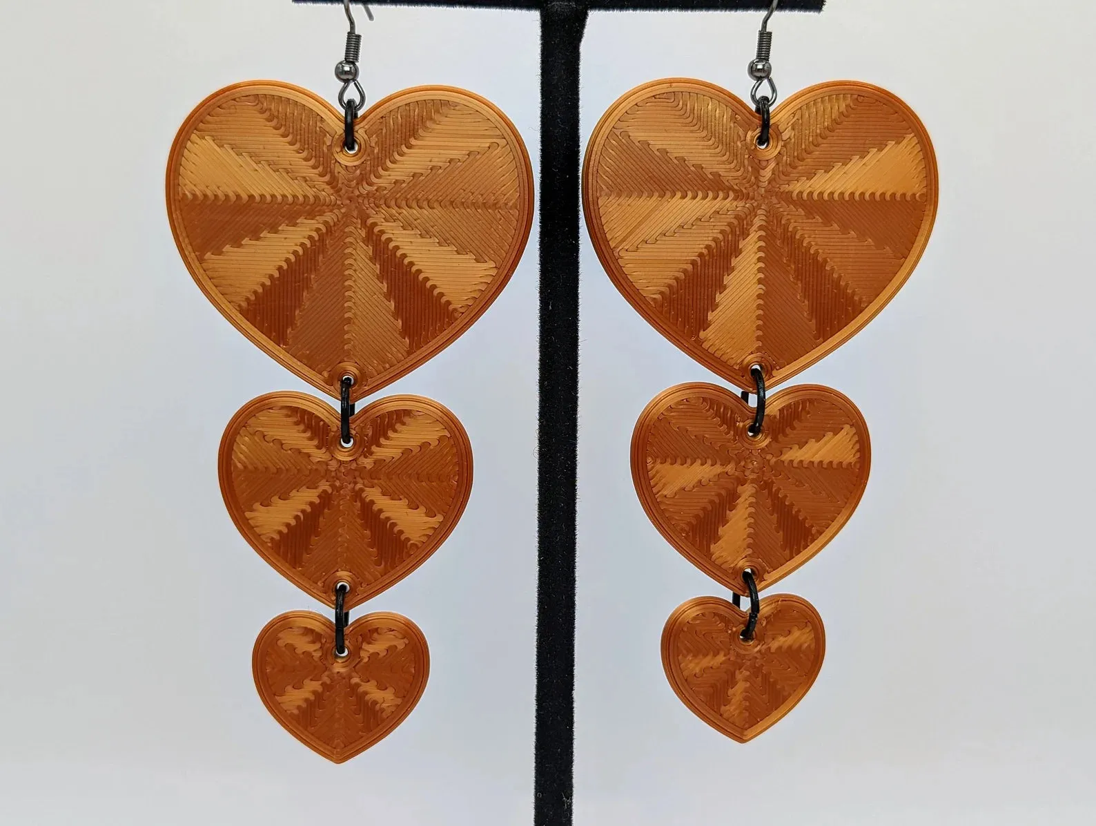 ER - Dangeli; 3D Printed, Heart Drop