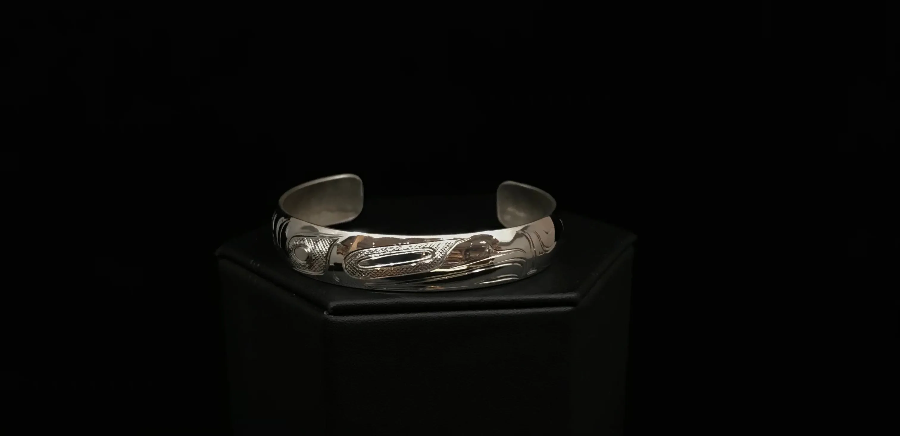 Hand-Carved Silver Formline Bracelets by Nicholas Galanin | Tlingit & Unangan Art
