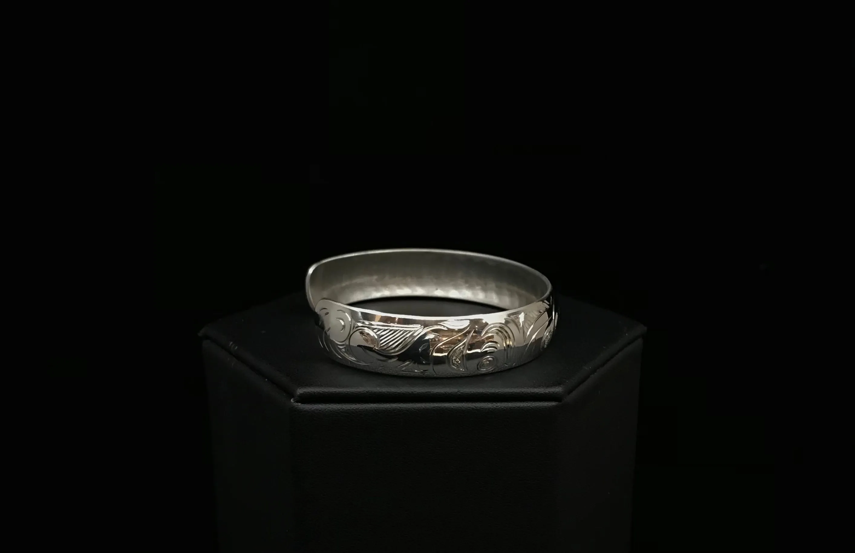 Hand-Carved Silver Formline Bracelets by Nicholas Galanin | Tlingit & Unangan Art