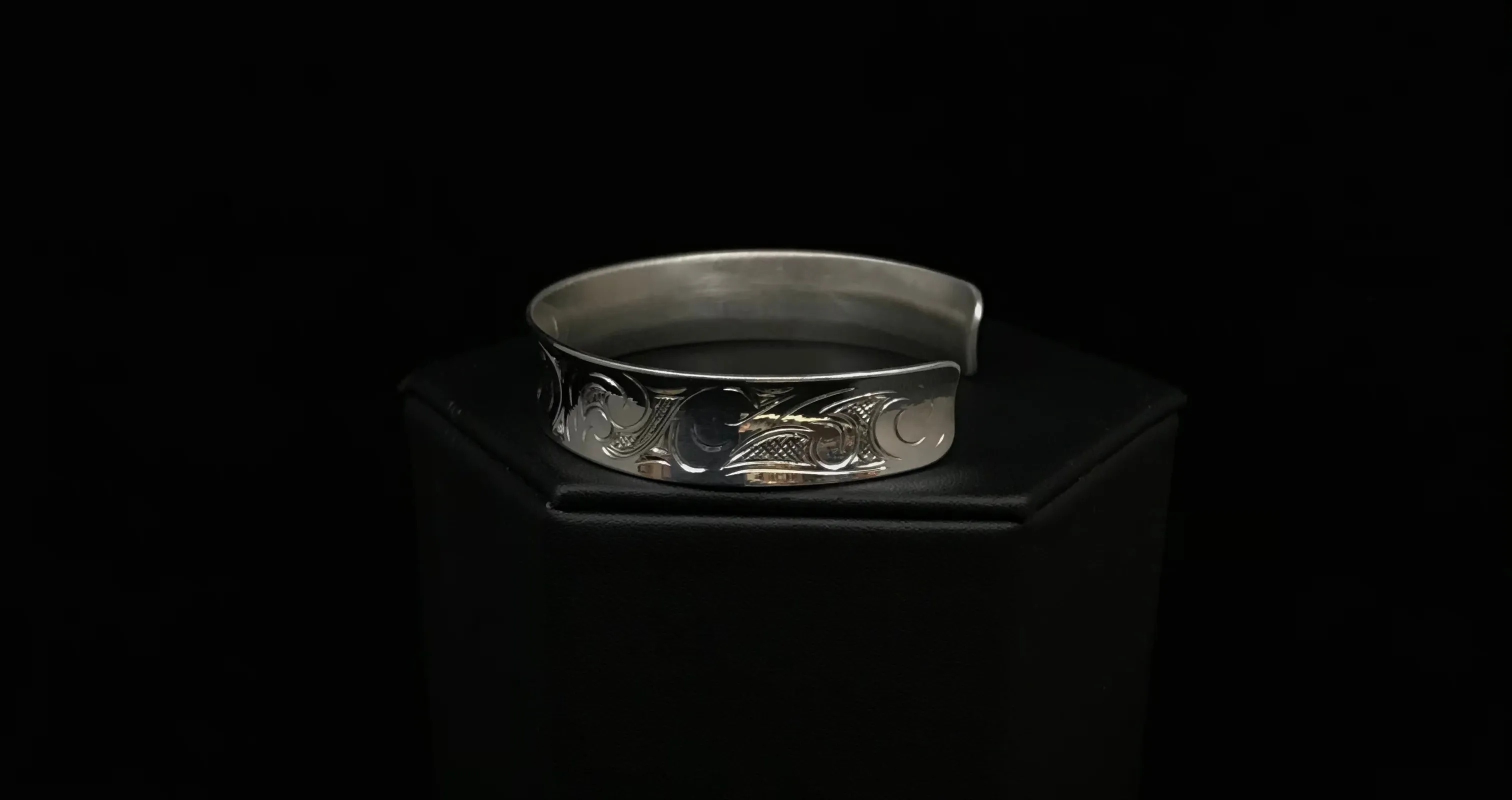 Hand-Carved Silver Formline Bracelets by Nicholas Galanin | Tlingit & Unangan Art