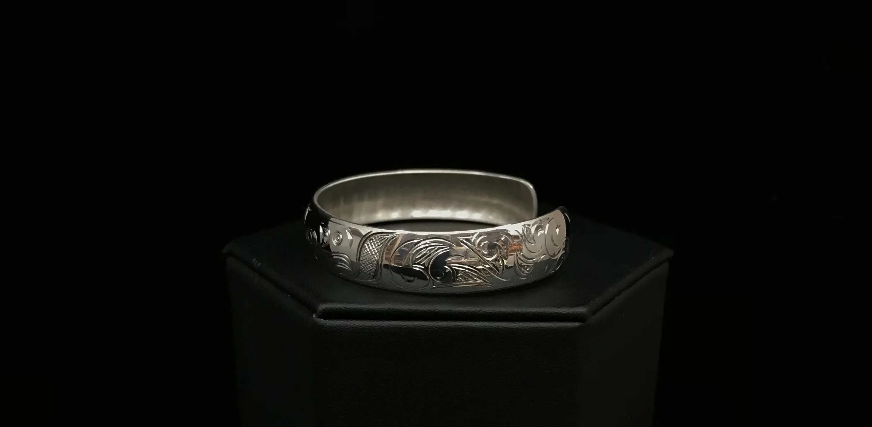 Hand-Carved Silver Formline Bracelets by Nicholas Galanin | Tlingit & Unangan Art